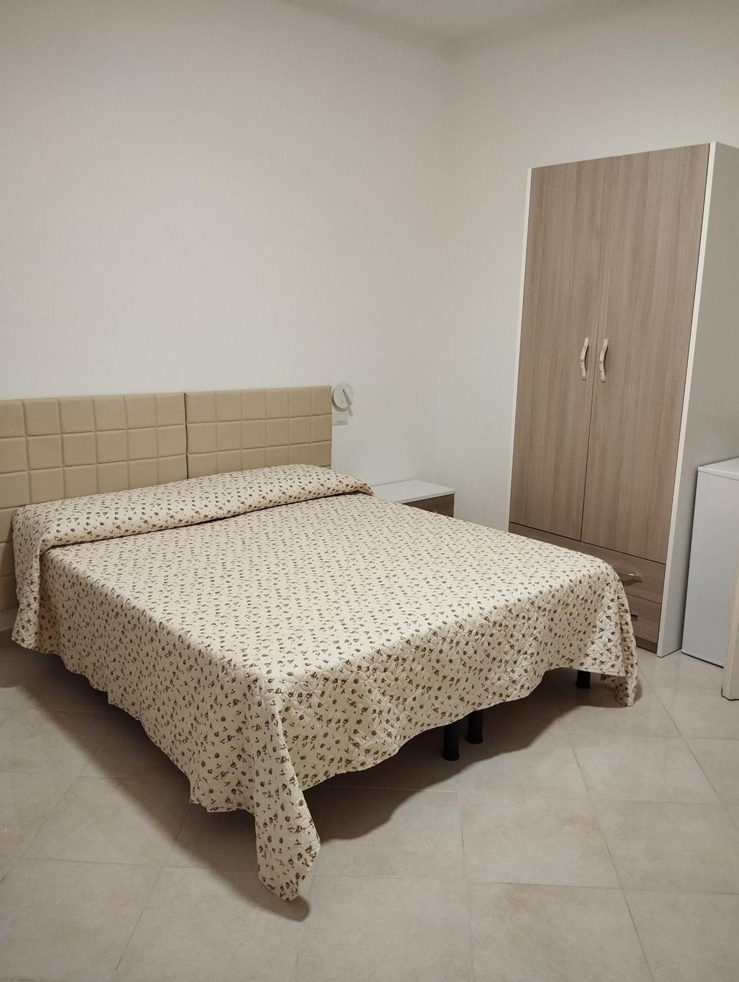 Ostello Villafranca Pignola Kültér fotó